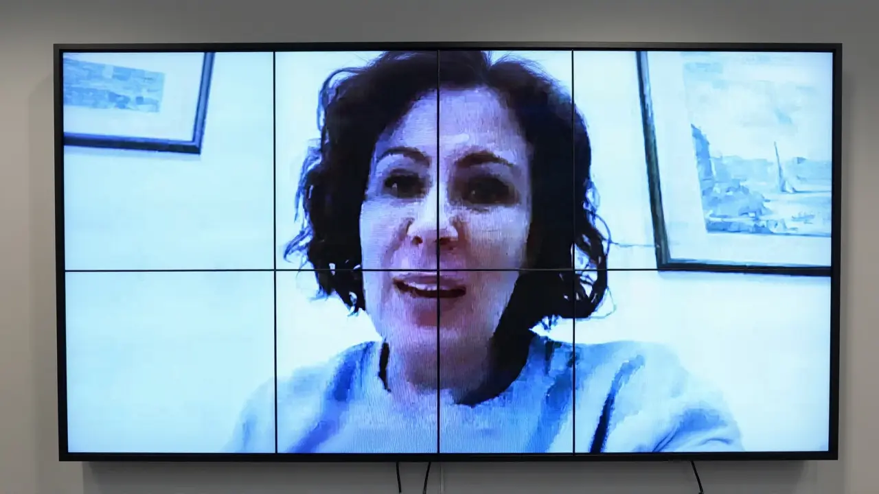 Moraes cobra extradição de Carla Zambelli da Itália ao Brasil
